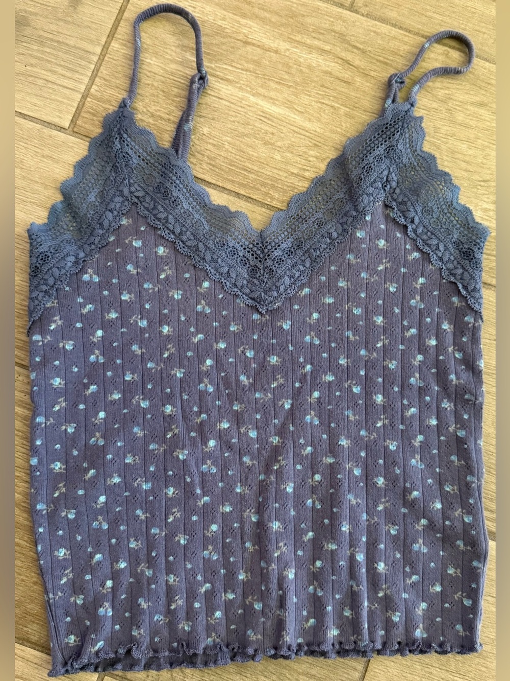 American Eagle Outfitters Purple Floral Ribbed Lace Cami